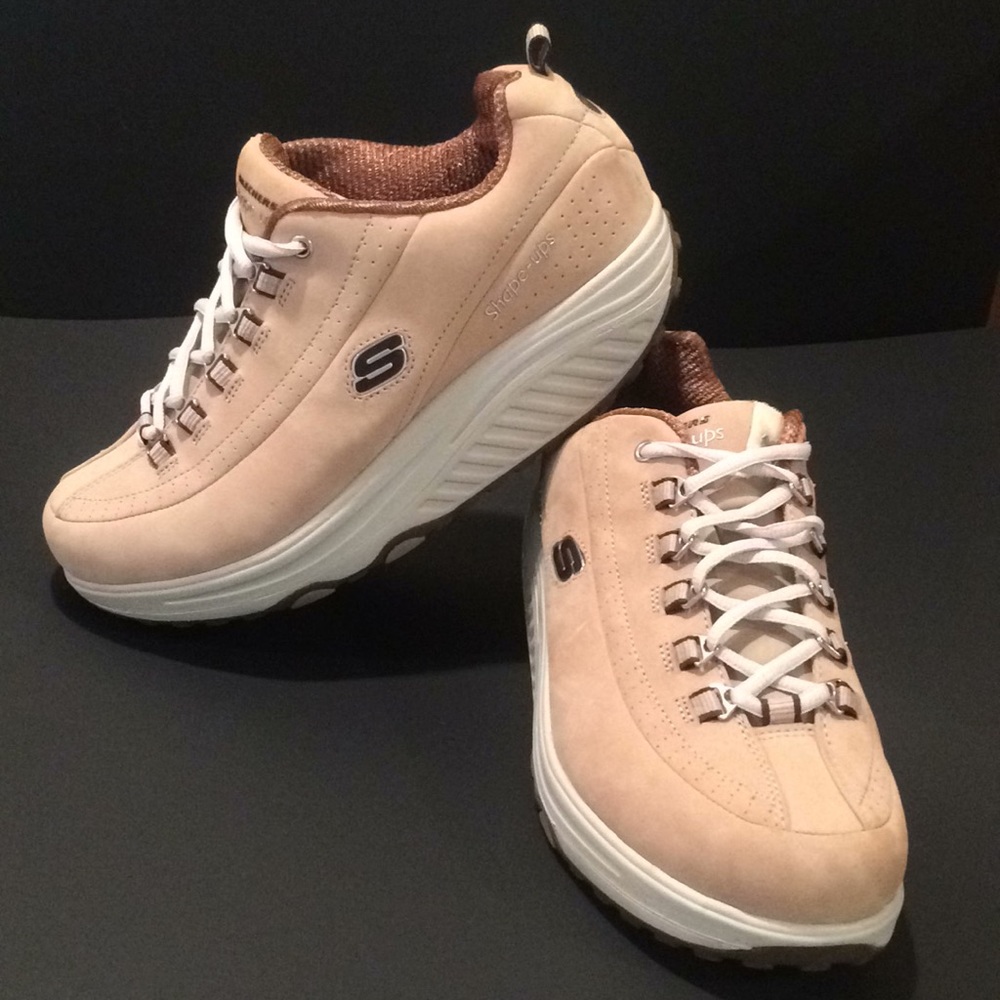 Womens Sz.9 Sketchers Shape-Ups Rocker Sole